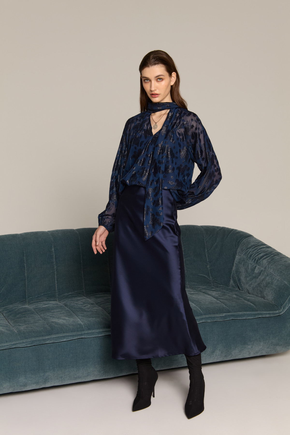 FW25-744 4