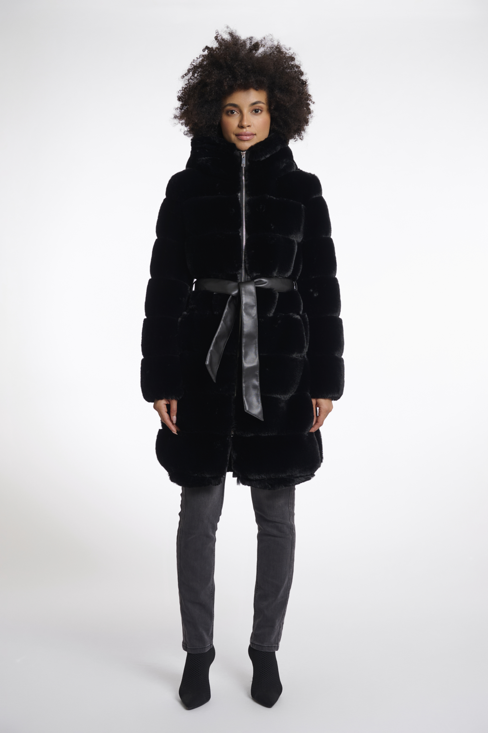 Bridget.7002512_Black_01