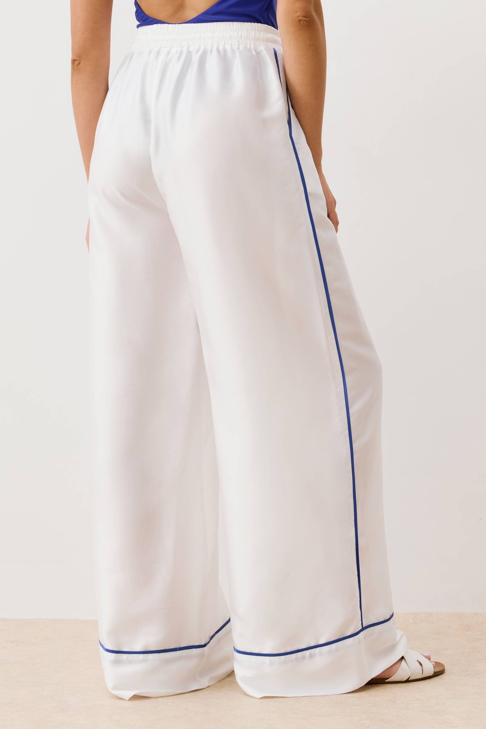 2026_06_06 Melli Boutique0182